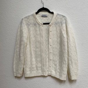 Vintage White/Cream Knit Cardigan